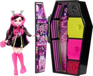 Neon Frights Draculaura