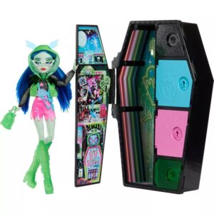 Neon Frights Ghoulia