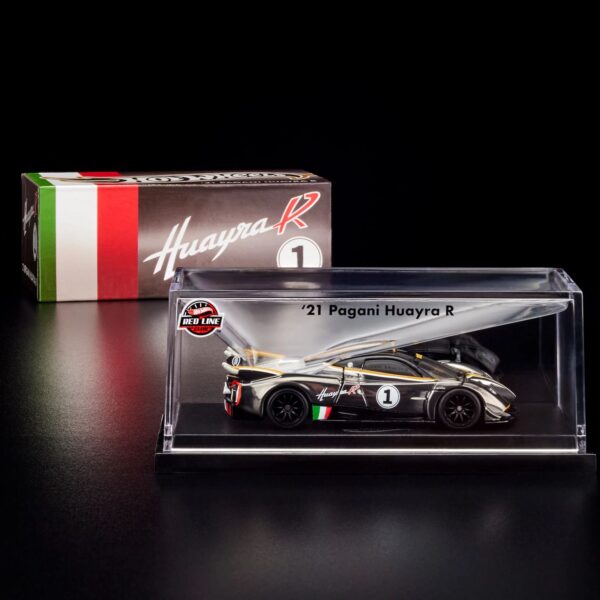 RLC Exclusive '21 Pagani Huayra R - Image 8