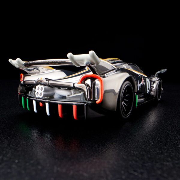 RLC Exclusive '21 Pagani Huayra R - Image 4