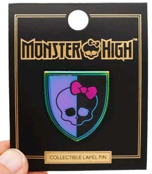 Skullette Crest SDCC 2024 LE 400